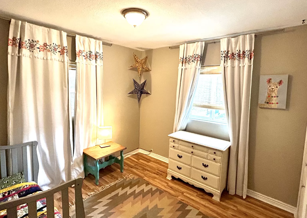 3021 Dexter St - Photo 6 of 17