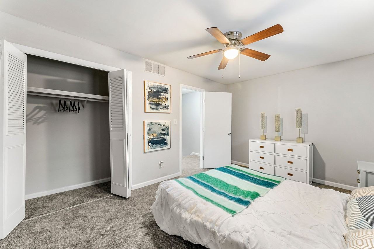 $500 OFF ON 1ST MONTH RENT!! $99.00 APPLICATION FEE!! ONLY ONE LEFT HURRY!! - Photo 4 of 7