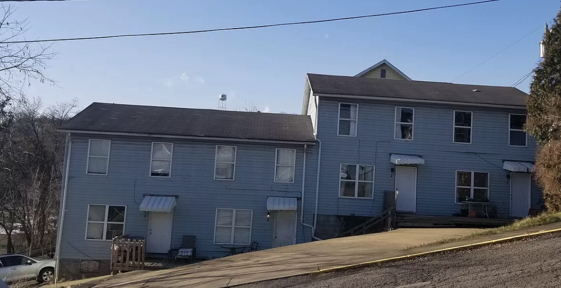 409 Mclane Ave #4 - Photo 4 of 10