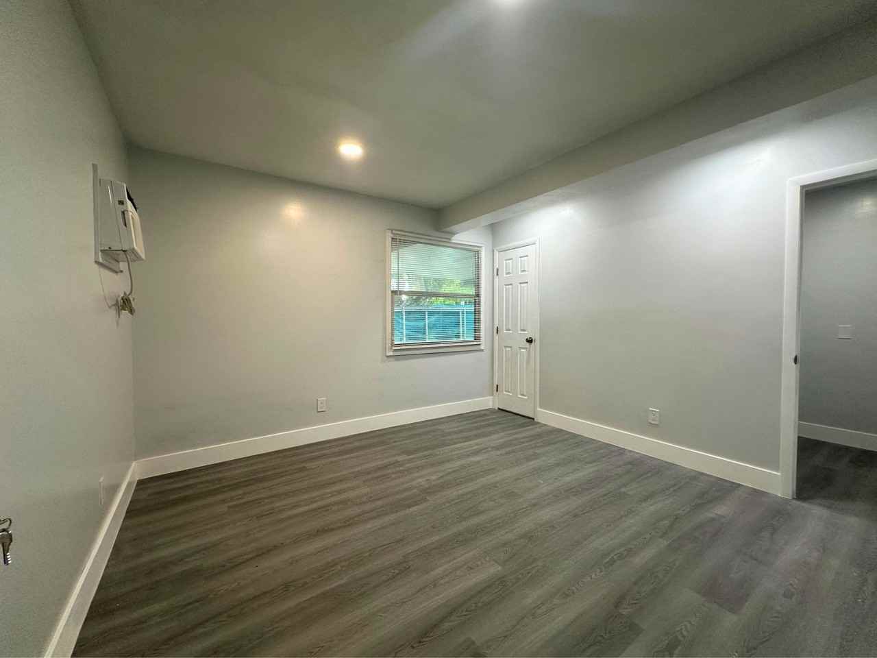 1390 Riverland Rd #2 - Photo 7 of 22