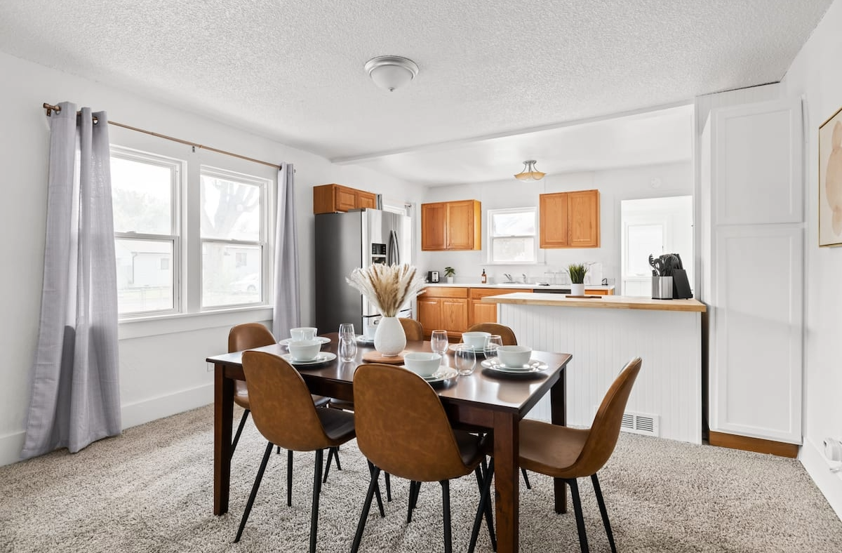 1905 5th St S - Photo 5 of 33