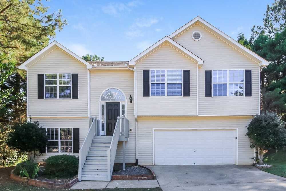 40 Savoy Park Dr