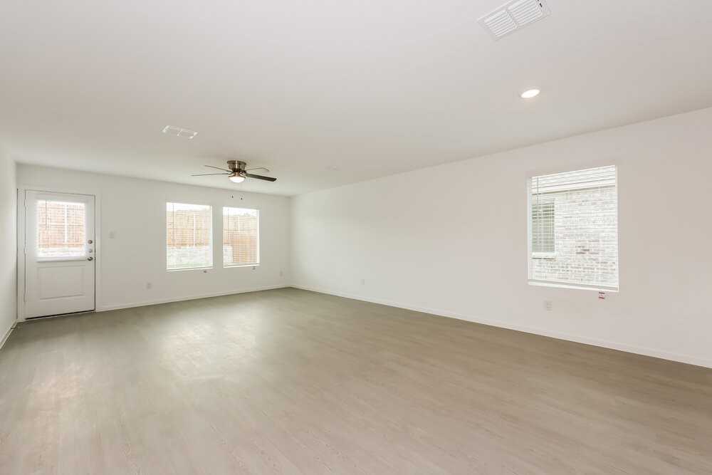 101 Wild Rose Drive - Photo 3 of 16
