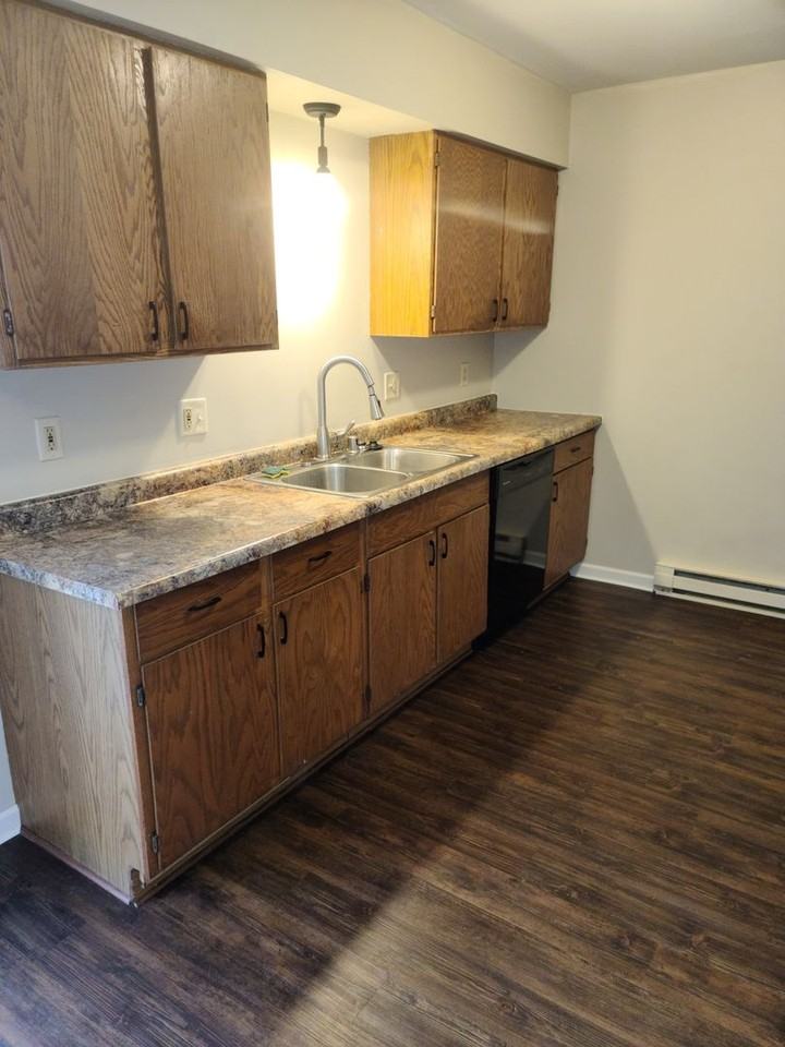 Hillside Townhomes - Photo 6 of 9