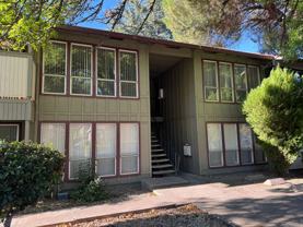 2 Bedroom walking distance to Chico State! - Photo 1 of 1