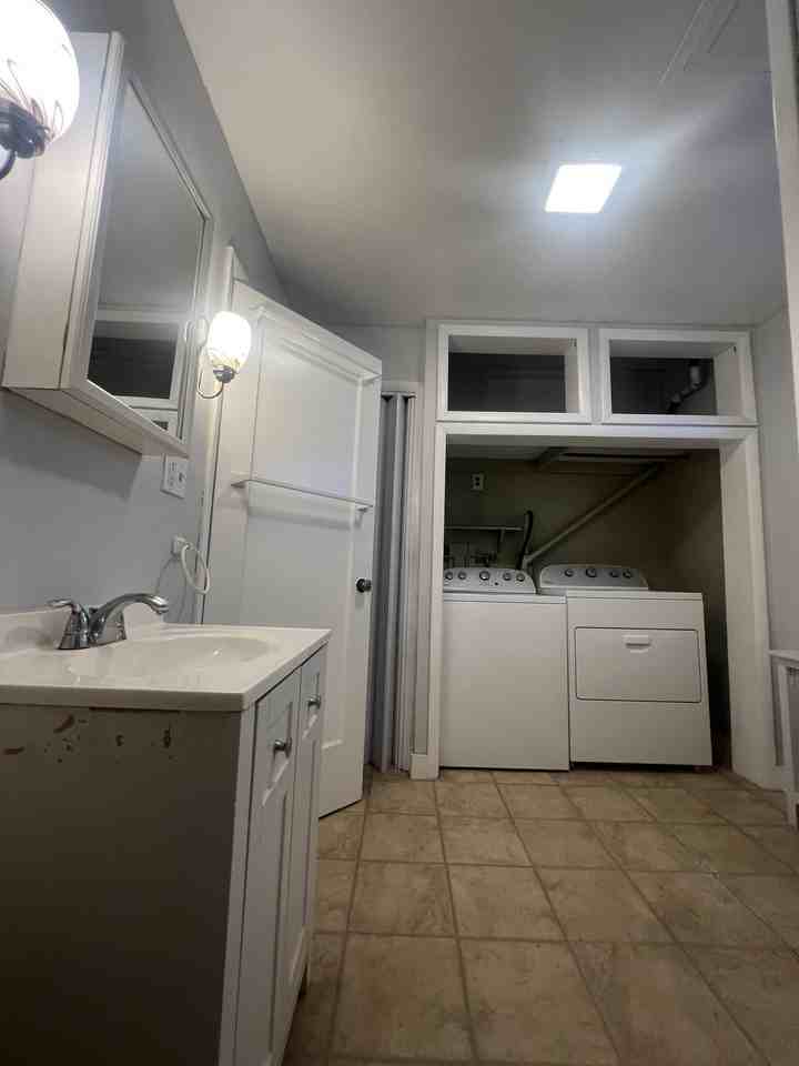 1823 8th St #1 - Photo 2 of 14