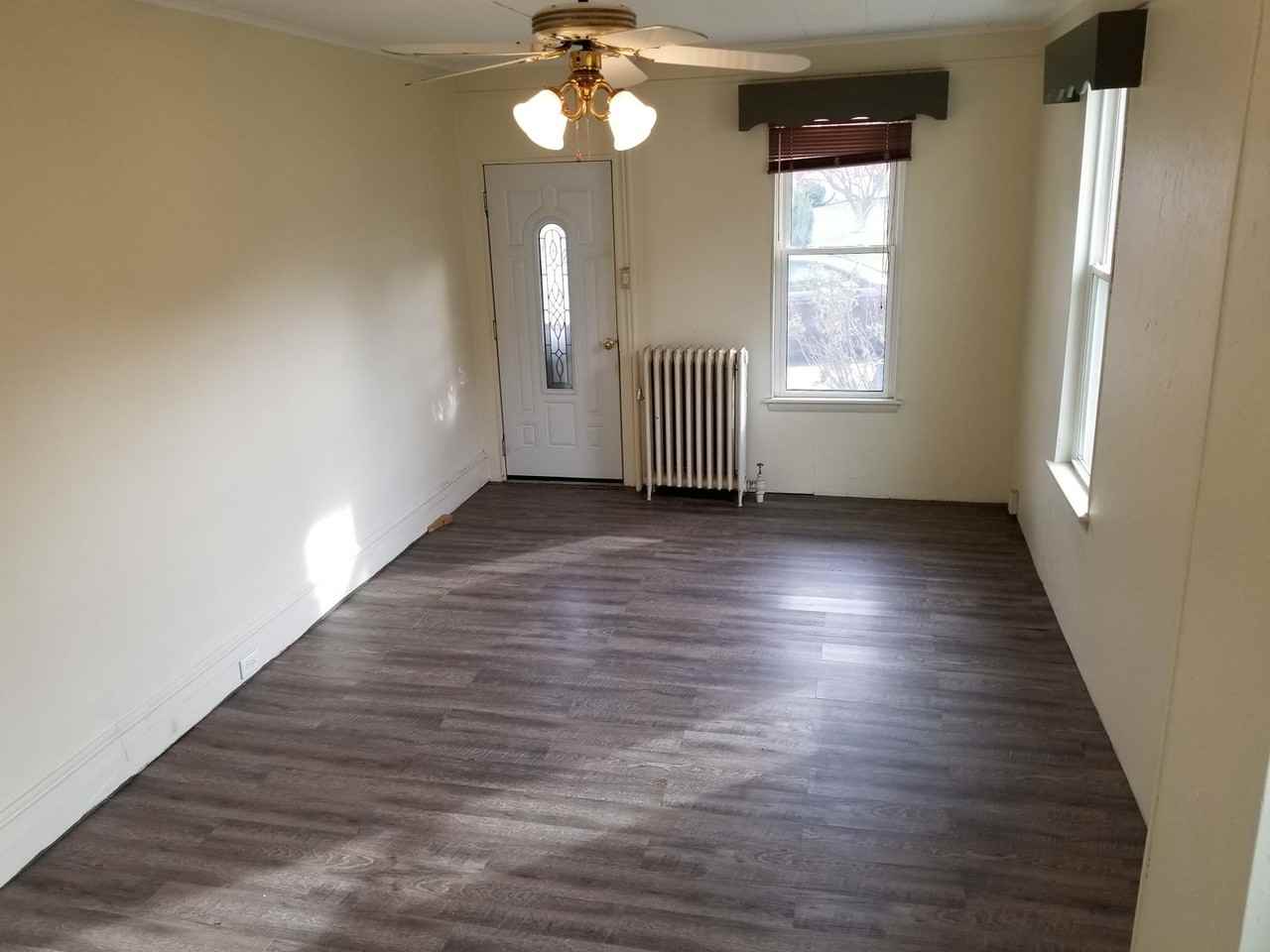 250-252 Garfield Street - Photo 3 of 16