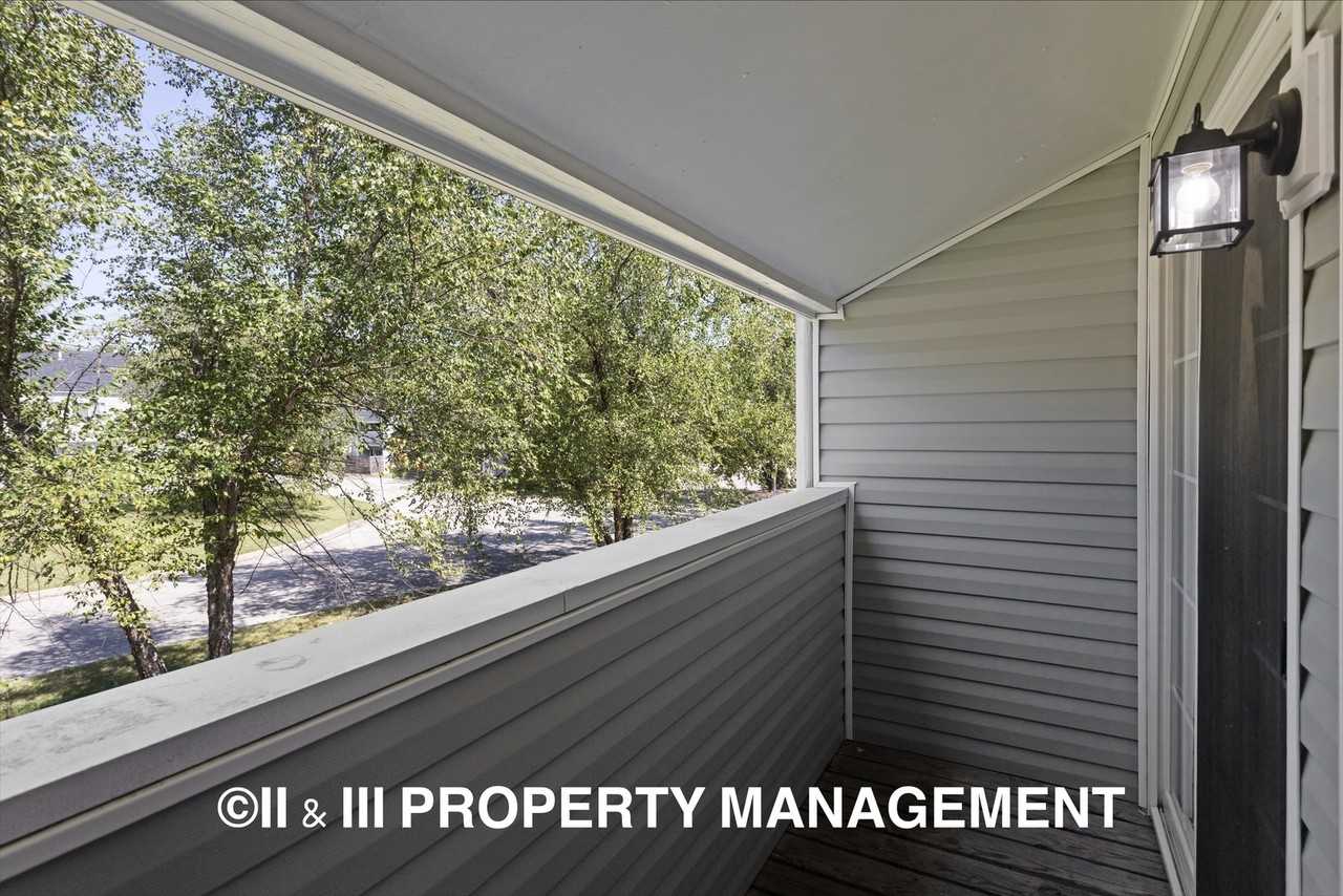 1505 West 25Th Ct Apr B6 - Photo 3 of 42