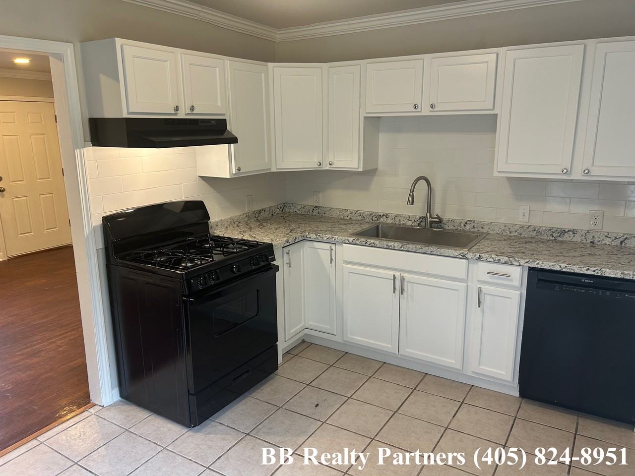 714 South Norwood Avenue East #NA - Photo 4 of 14