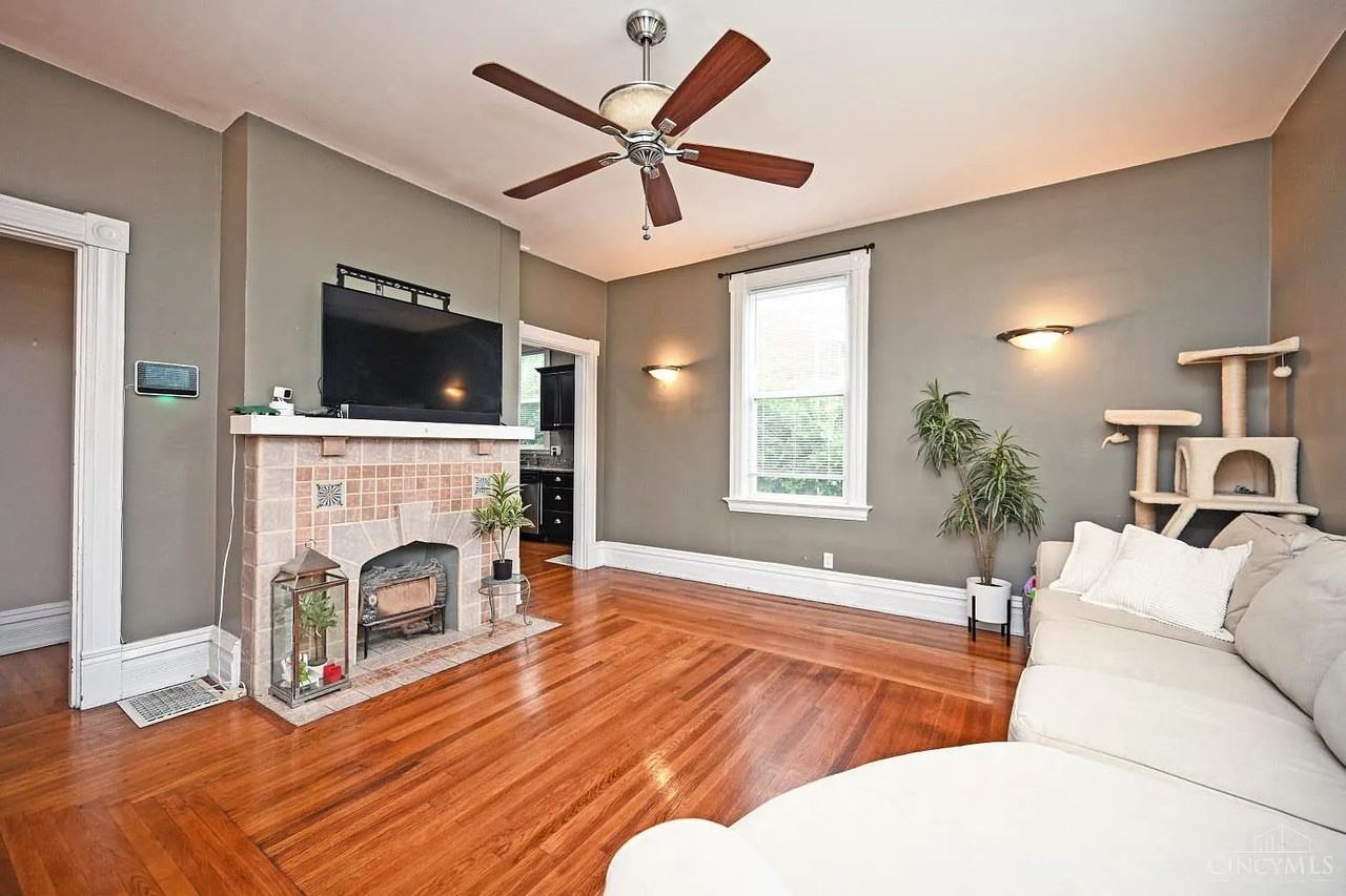 3292 Montana Ave #NA - Photo 2 of 10