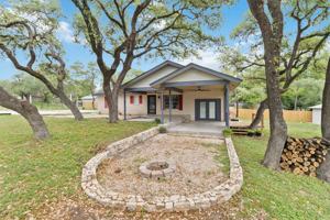 featured image of 634 Flatrock Dr #1