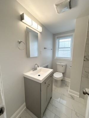 2715 W Berwyn Ave #1 - Photo 7 of 19