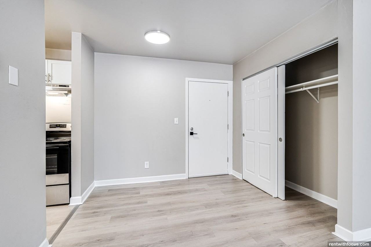 Fox Ridge - Photo 2 of 34