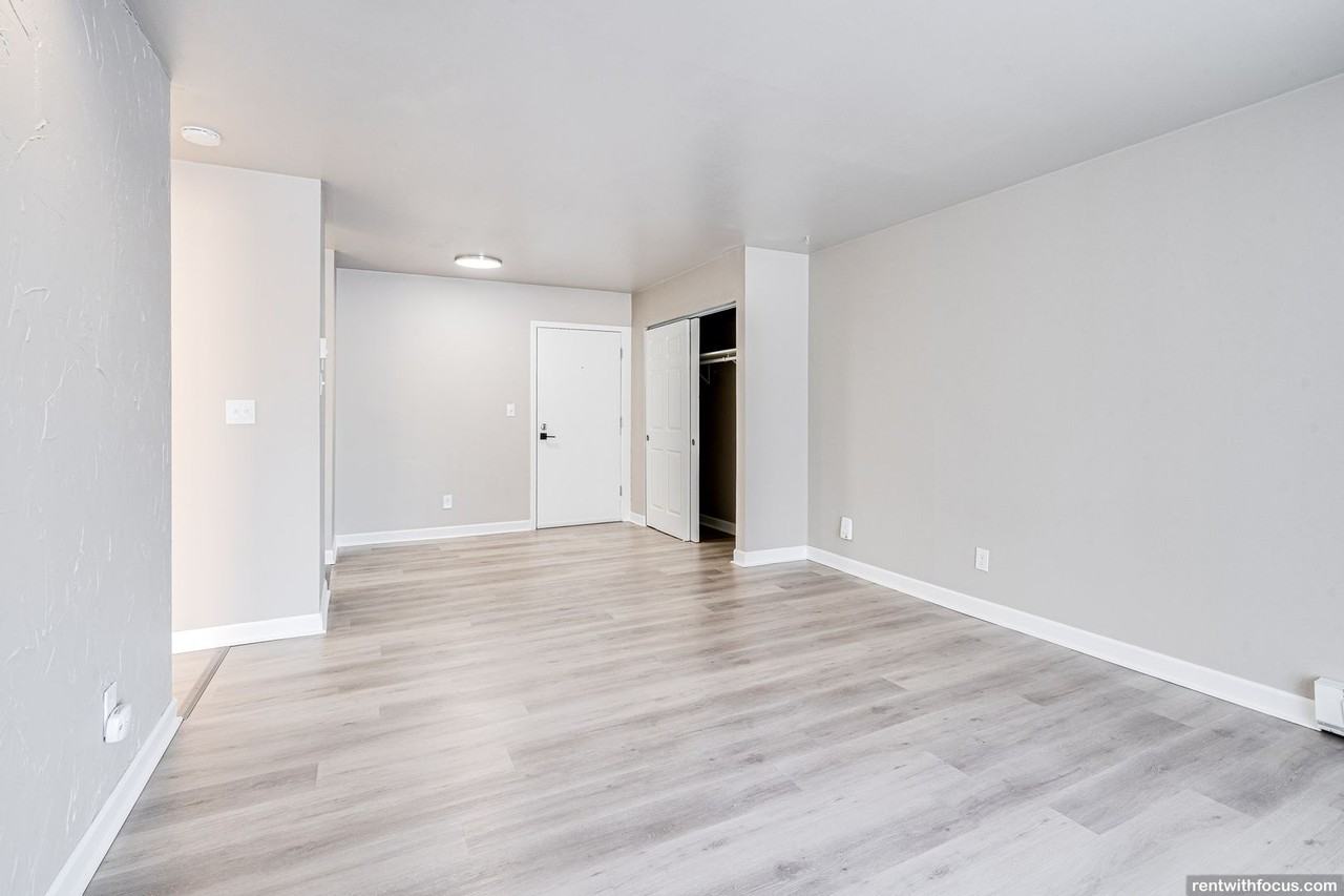 Fox Ridge - Photo 5 of 34