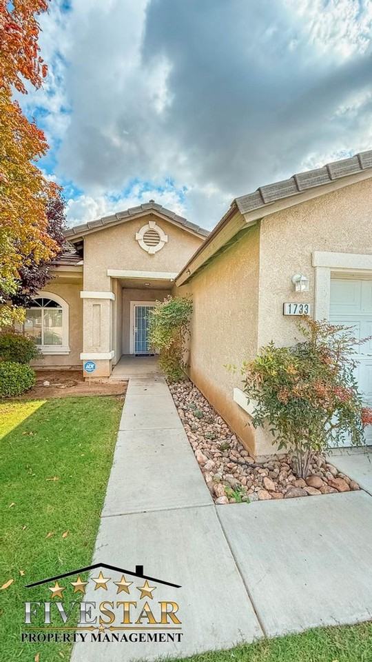 1733 Pyxis St - Photo 2 of 29