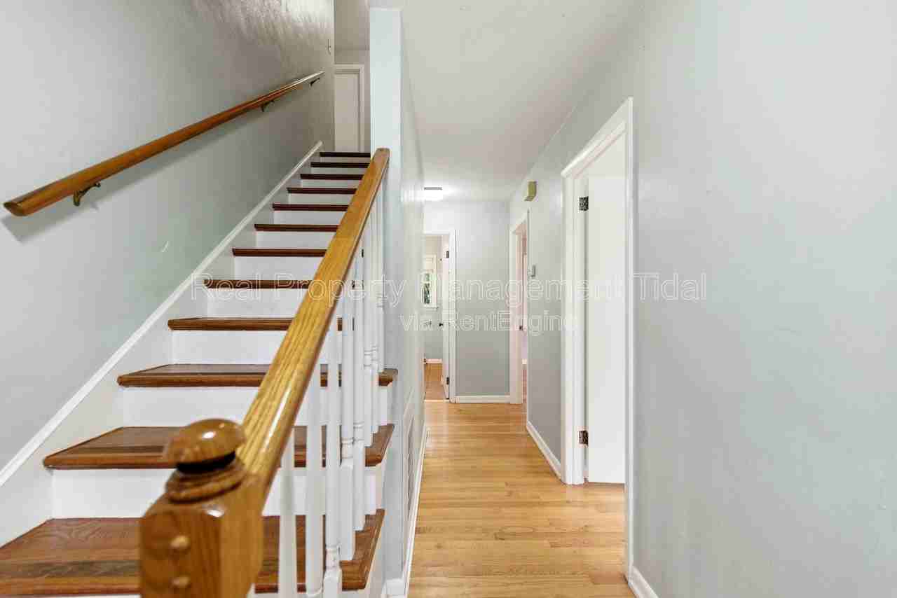 41 Wendfield Cir - Photo 4 of 50