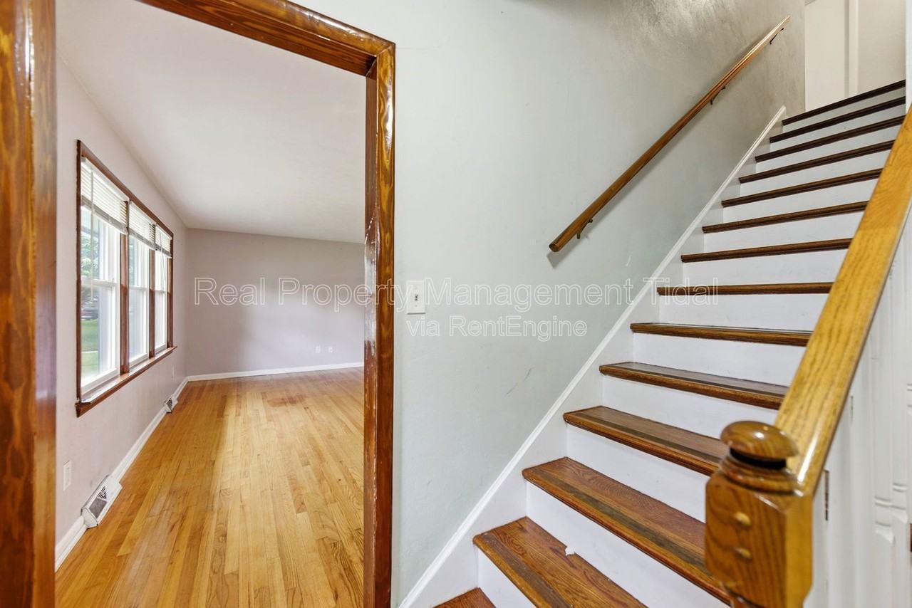 41 Wendfield Cir - Photo 5 of 50