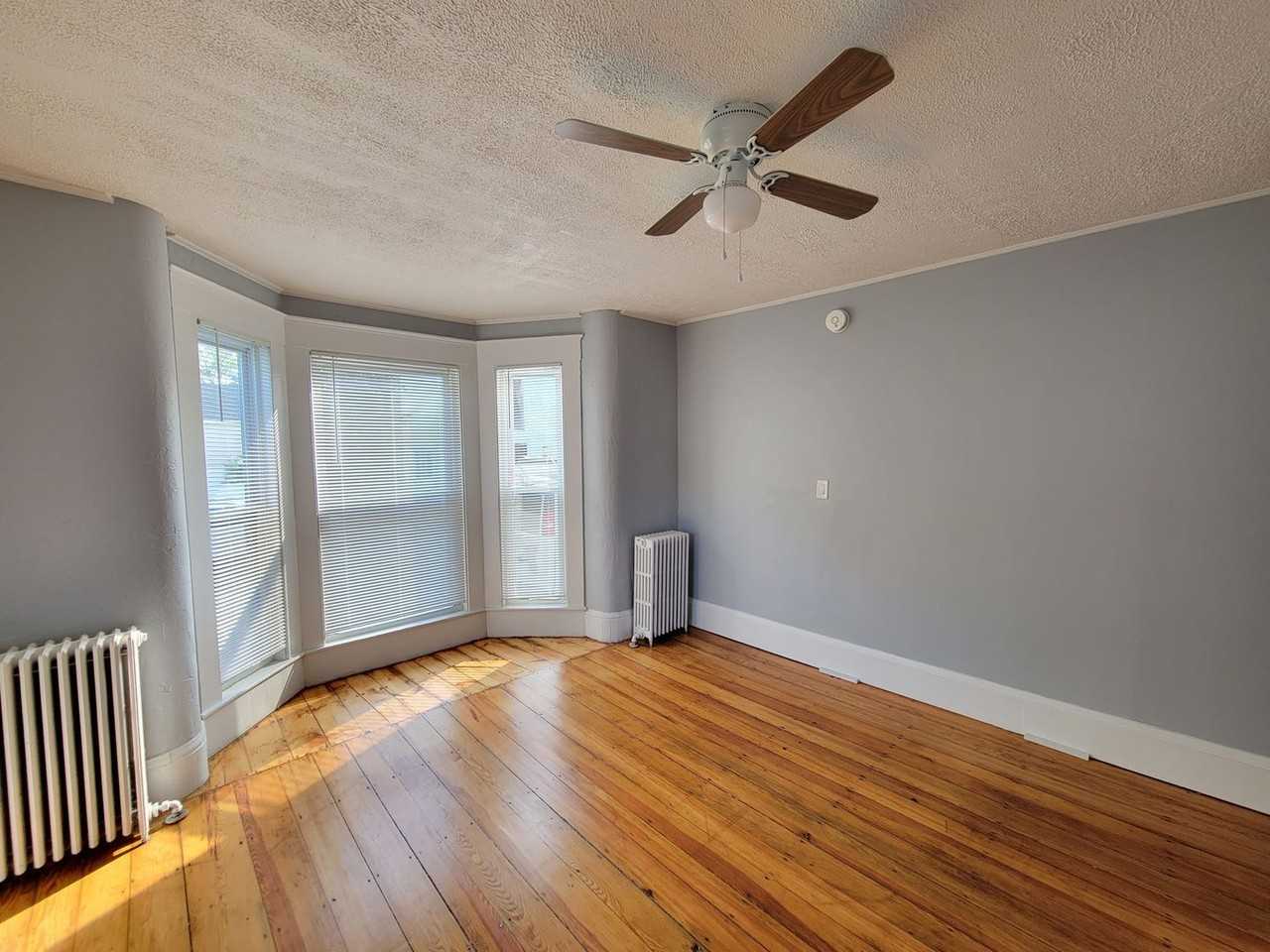 28 Coral St #3 - Photo 7 of 10
