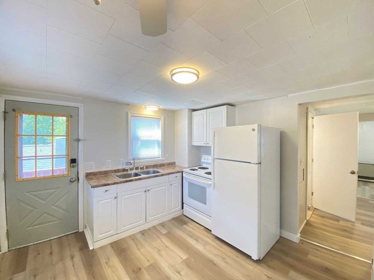 106 Washington St #3 - Photo 2 of 14
