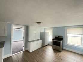 139 W Hollis St #3 - Photo 1 of 1