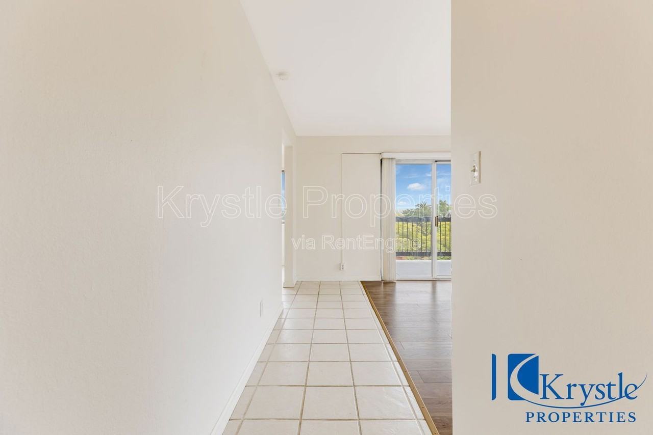 340 Carter St #3 - Photo 5 of 22