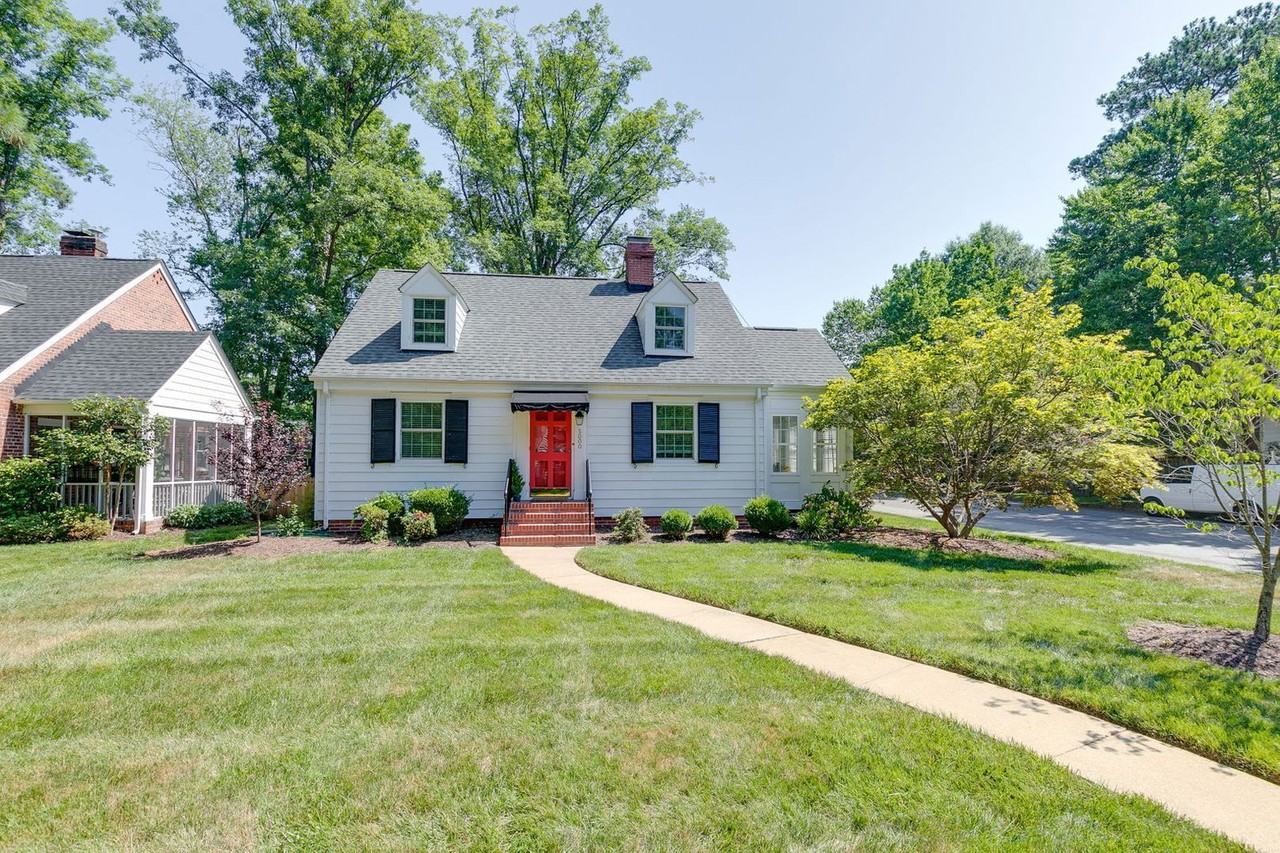 5000 Bromley Ln - Photo 2 of 50