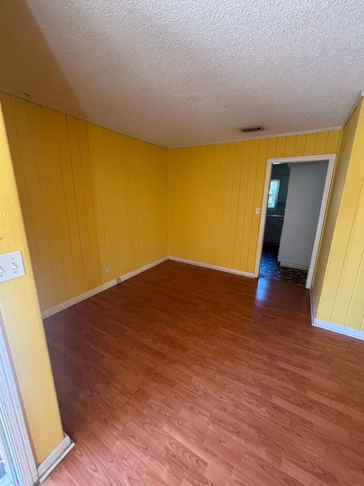 116 Moss Oak Dr - Photo 2 of 19