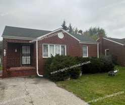 587 Chase St - Photo 1 of 1