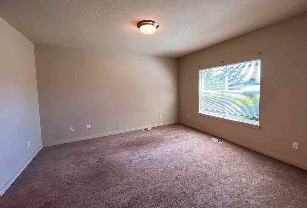 4277 W Babcock St #6 - Photo 2 of 17