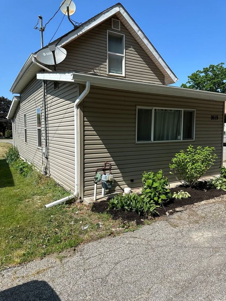 2619 Short St - Photo 2 of 3