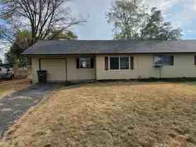 1222-1224 Vandenberg Ave - Photo 1 of 1