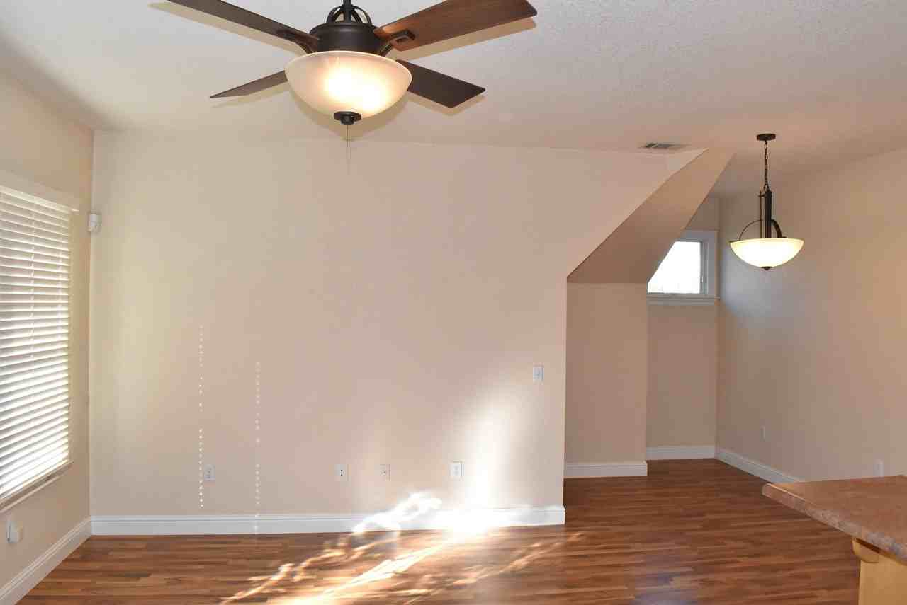 400 Davis St #C - Photo 4 of 16