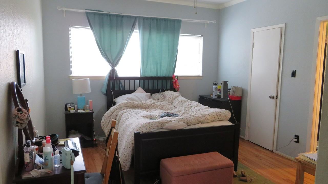 806 W 24th St #200 - Photo 6 of 36