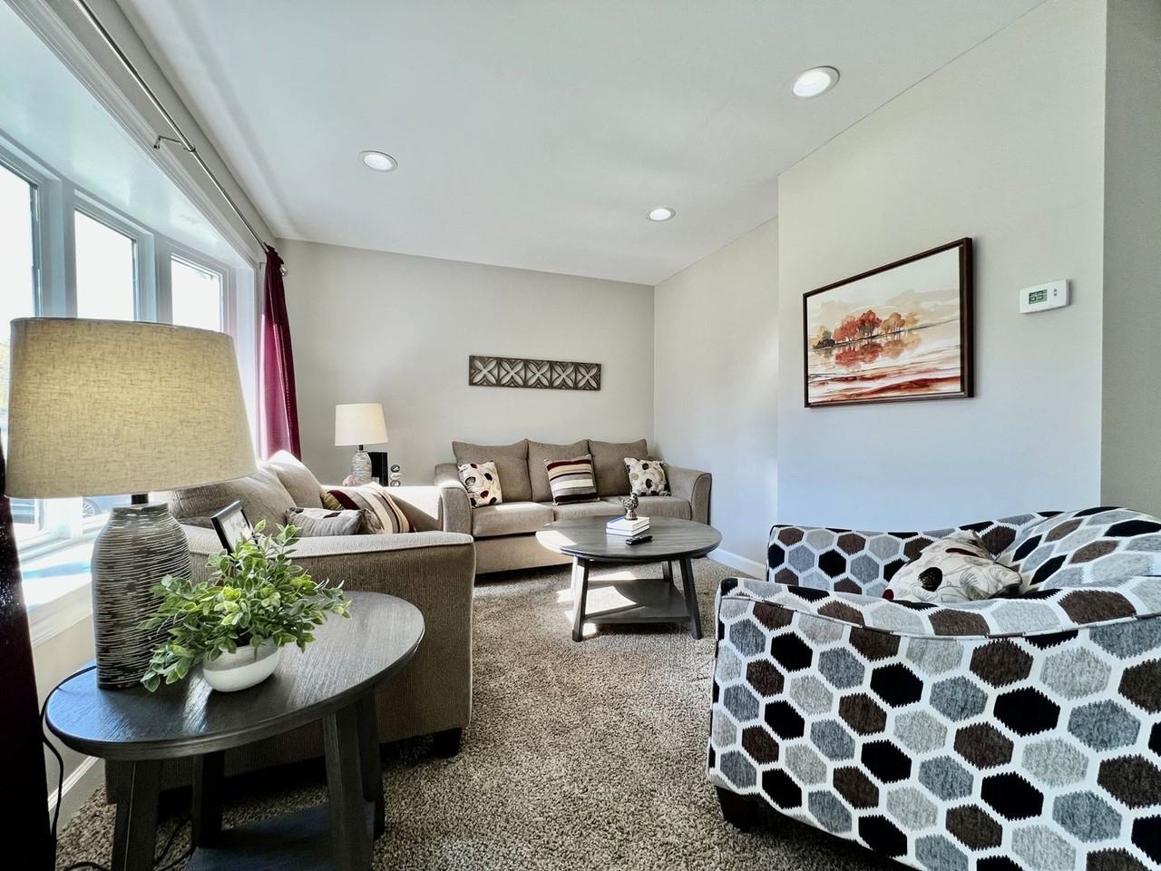 7086 Tylersville Rd - Photo 6 of 32