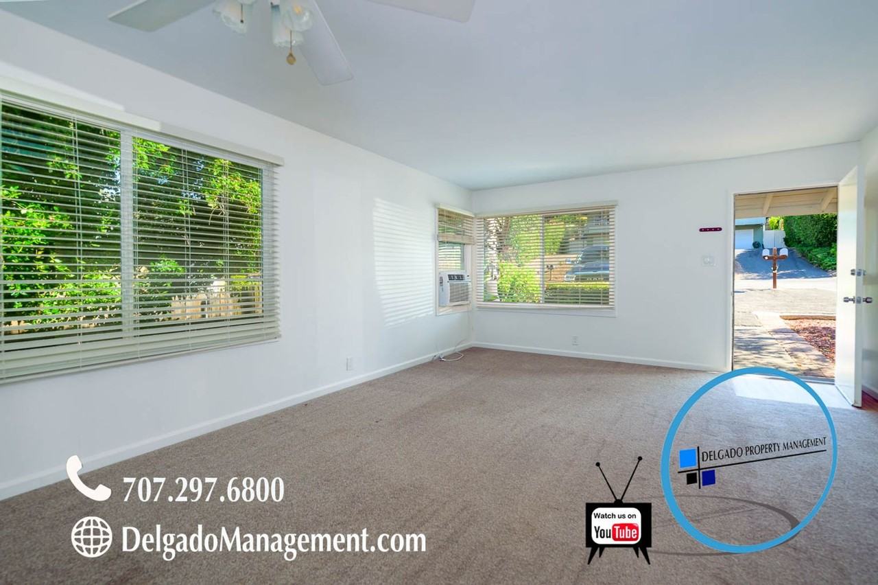 1330 W L St - Photo 4 of 22