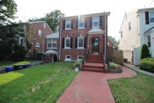 4028 20th St Ne - Photo 1 of 1