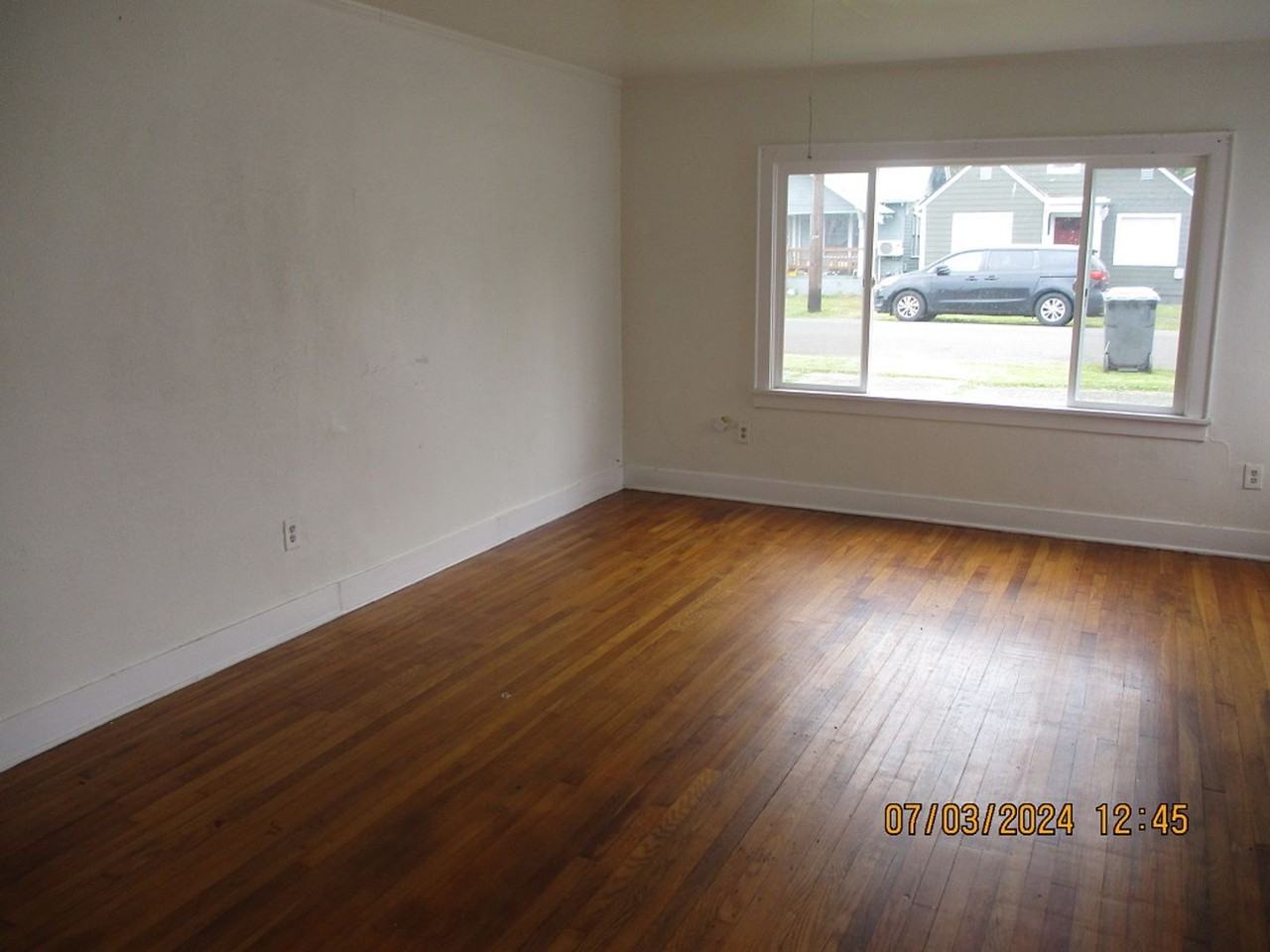 256 Chenault Ave - Photo 3 of 15