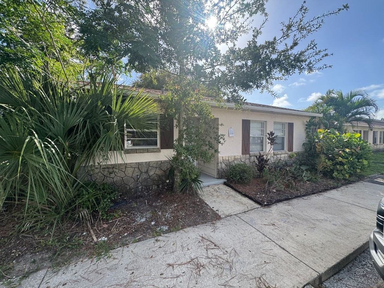 1514 Clearlake Rd #76 - Photo 2 of 23