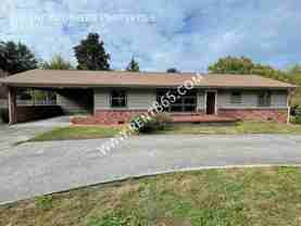 4709 Lonas Dr - Photo 1 of 1