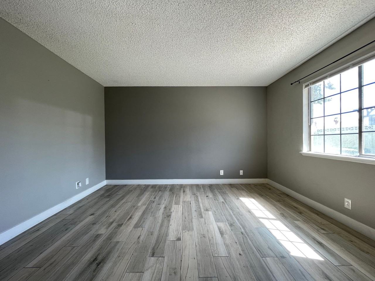 7086 Burcot Avenue #H8 - Photo 3 of 18