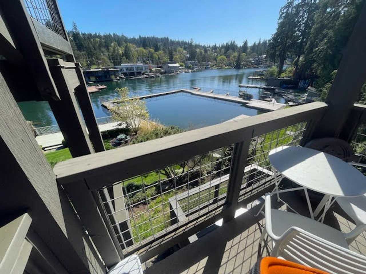 246 Ridgeway Rd - Photo 2 of 18