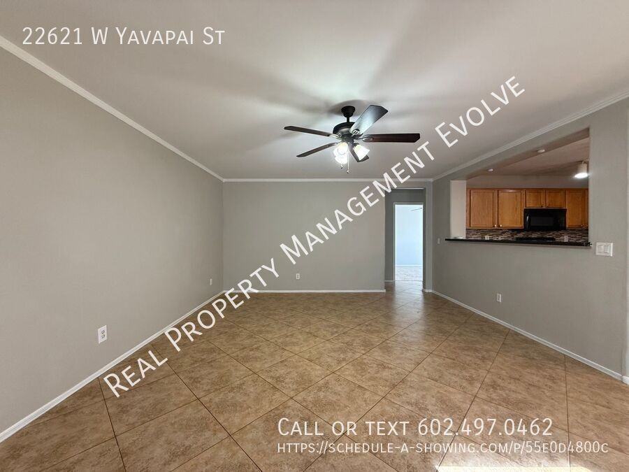 22621 W Yavapai St - Photo 4 of 30