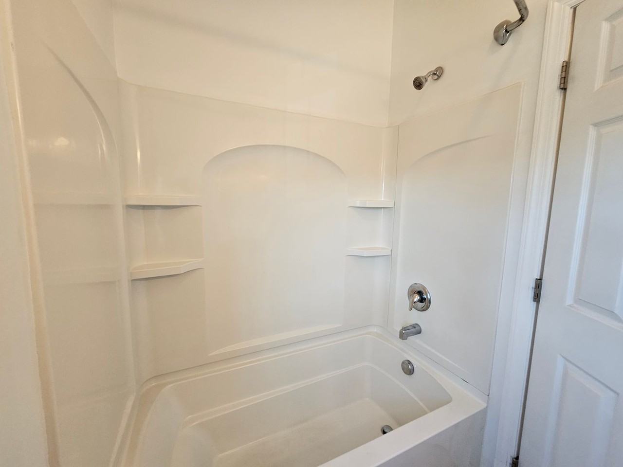 464 Fisk St - Photo 7 of 24