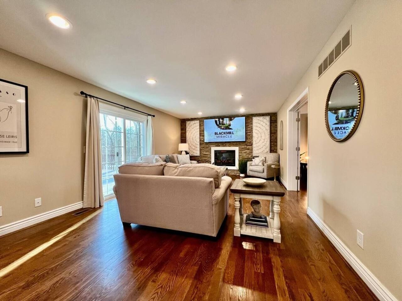 7184 Gregory Creek Ln - Photo 2 of 44