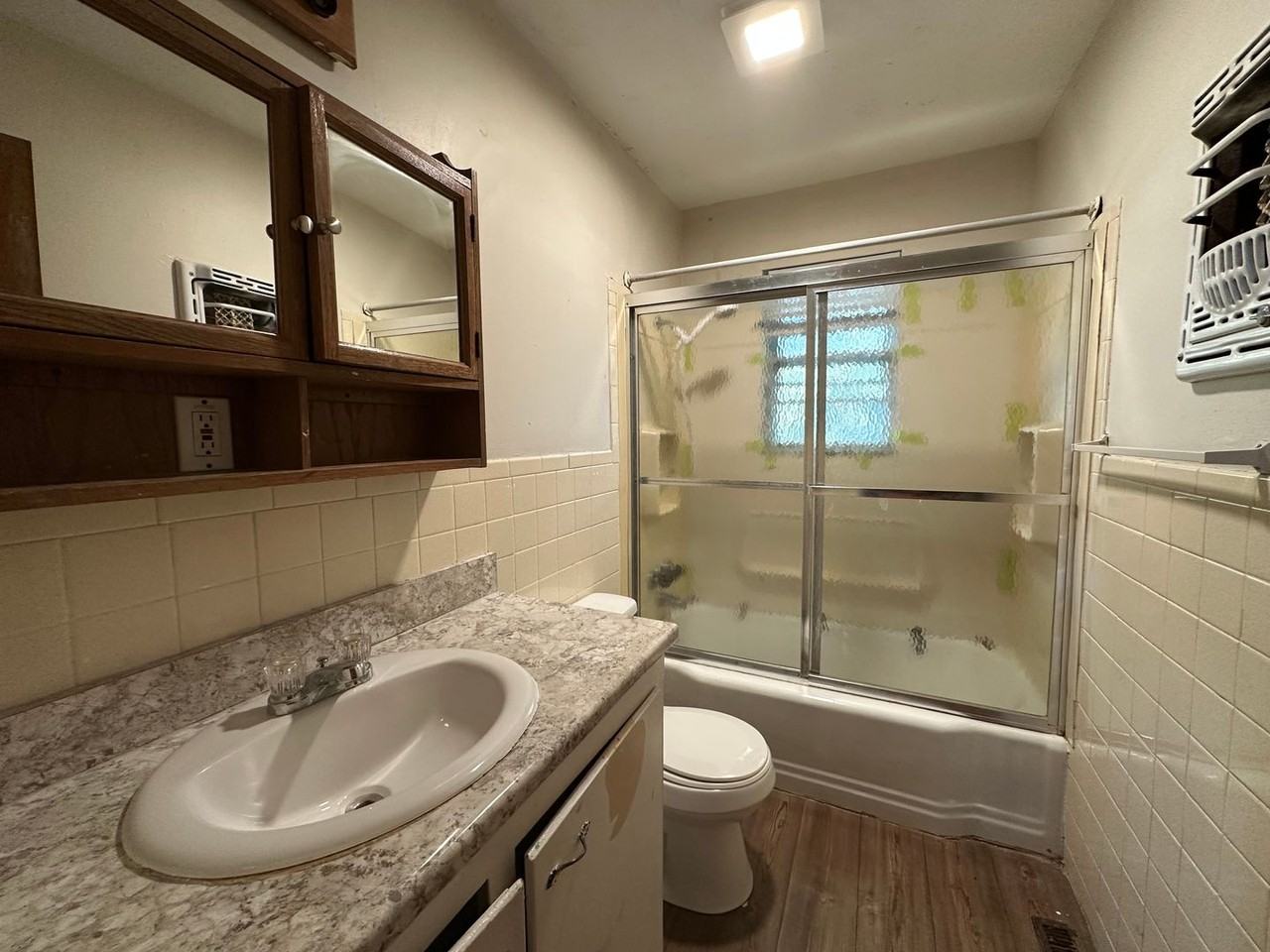 206 N Erie Ave - Photo 7 of 10