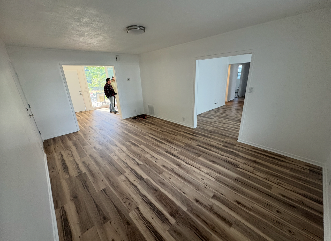 1035 Main Street - Photo 3 of 22