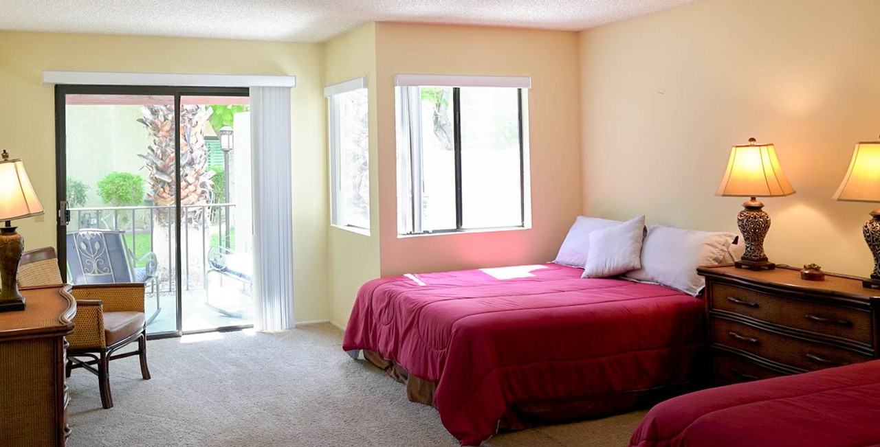 211 Canyon Cir N - Photo 3 of 43