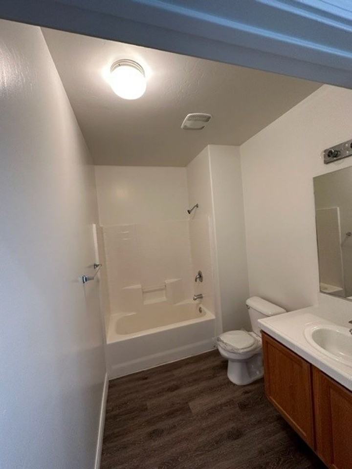3757 Pine Meadow Drive Bakersfield, CA 93308 - Photo 5 of 13