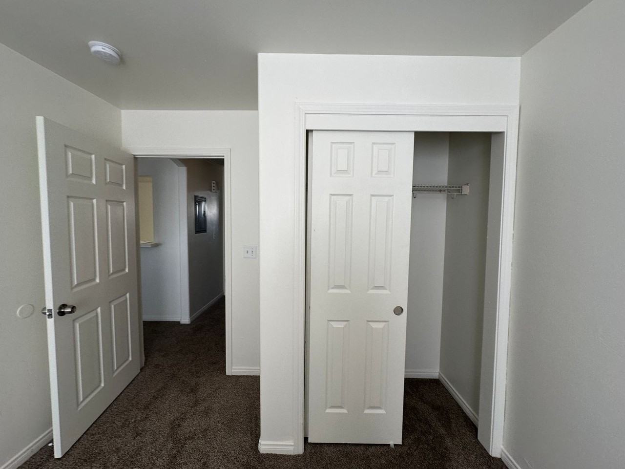 602 Blue Mountain Way Bakersfield, CA 93308 - Photo 6 of 7