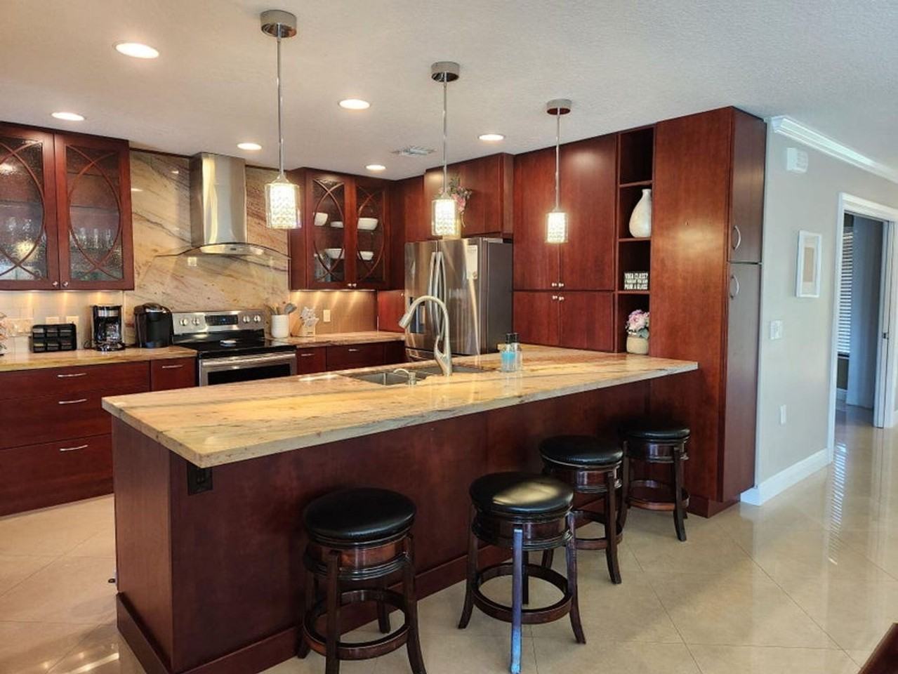 3250 Lakeview Blvd - Photo 4 of 21